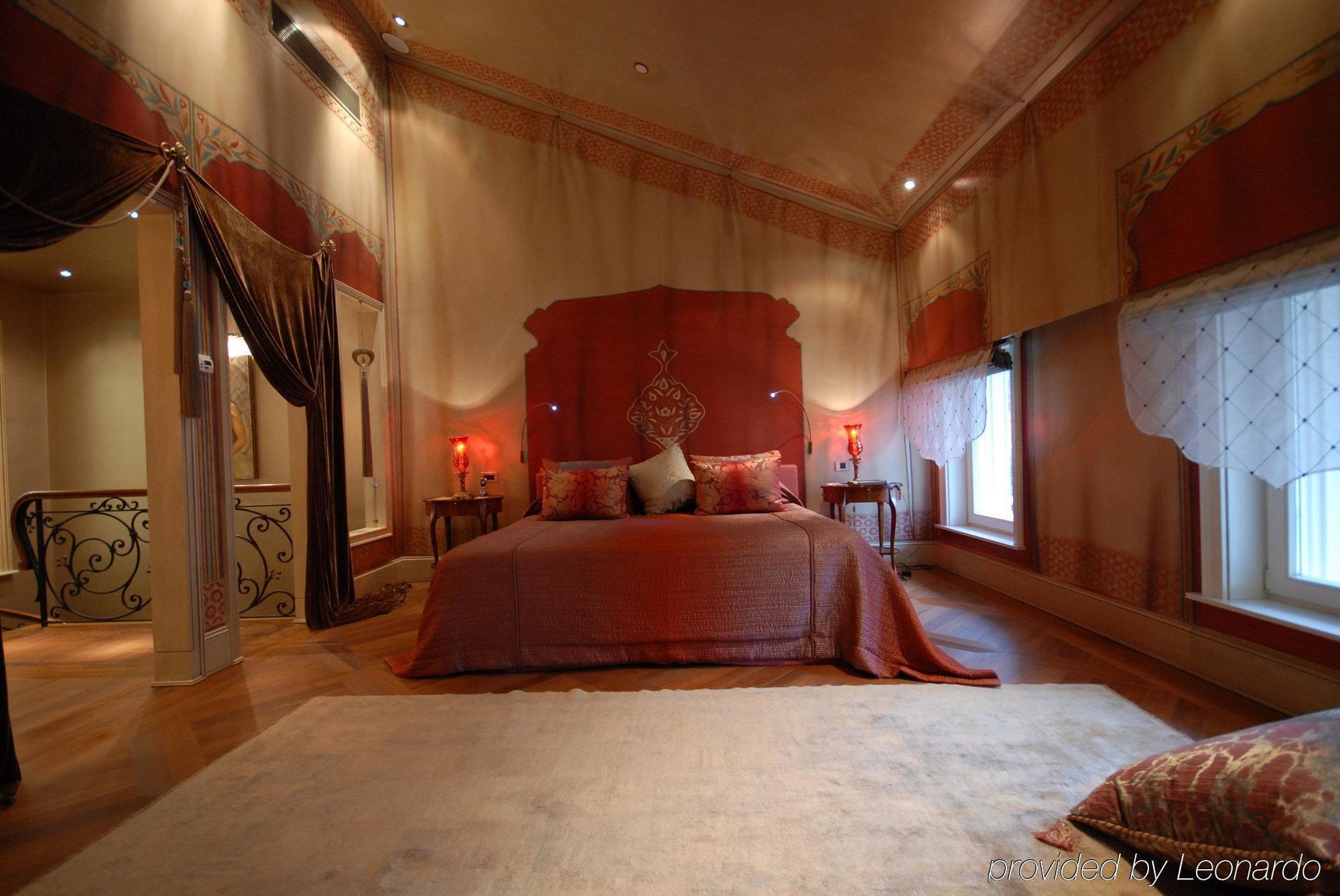 Hotel Les Ottomans Bosphorus - Special Category Истанбул Стая снимка